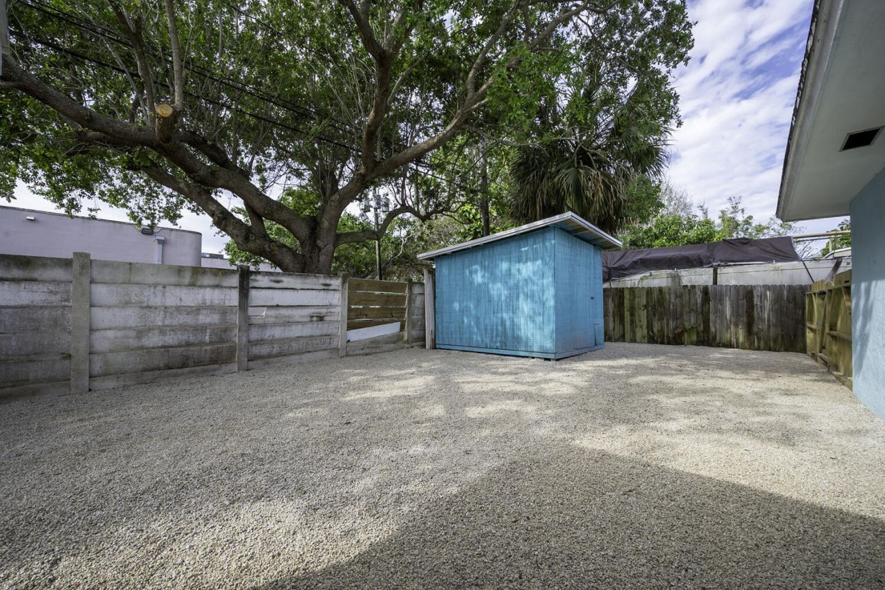 1718 Ridge Road, North Palm Beach, FL 33408 Photo