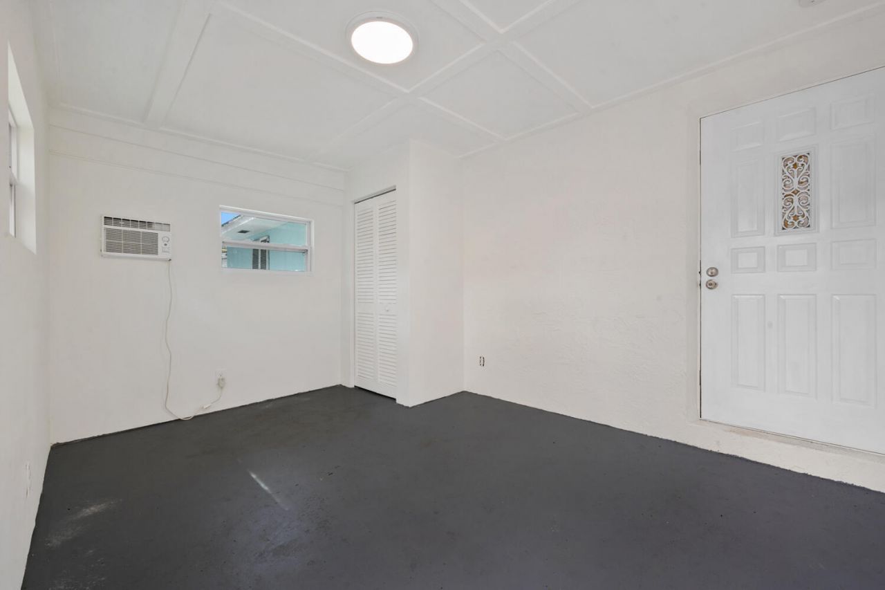 1718 Ridge Road, North Palm Beach, FL 33408 Photo