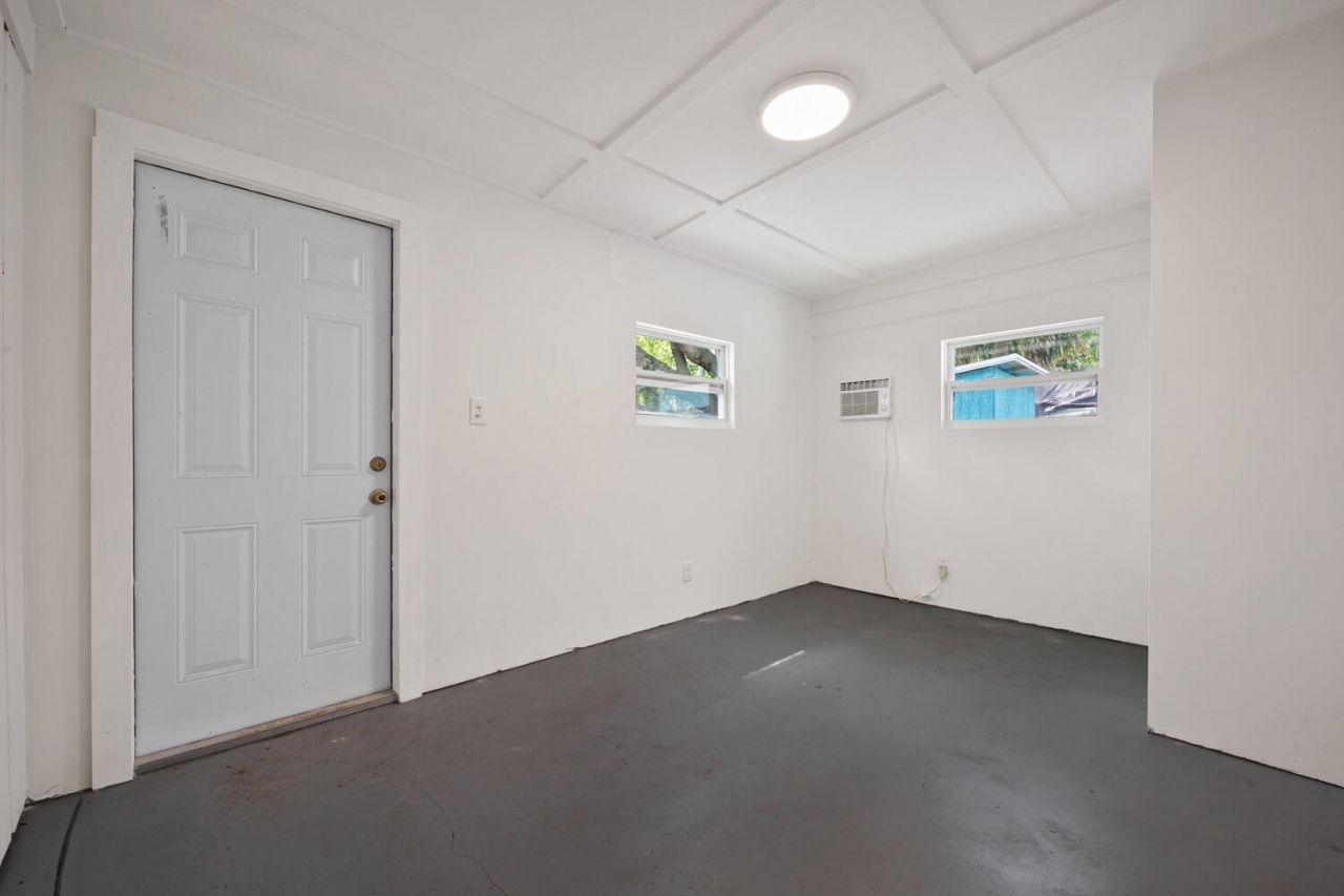 1718 Ridge Road, North Palm Beach, FL 33408 Photo