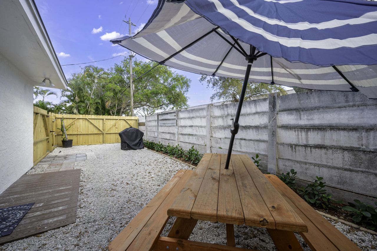 1718 Ridge Road, North Palm Beach, FL 33408 Photo