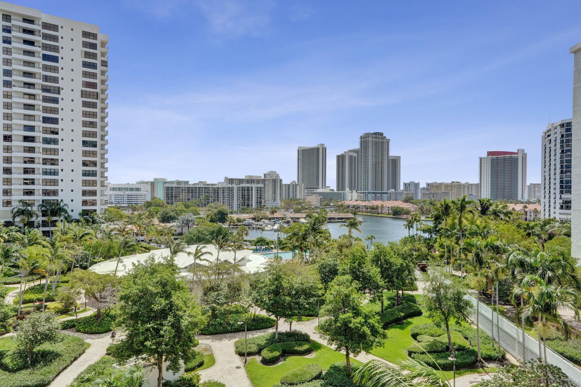 600 Three Islands Boulevard, Unit 615, Hallandale Beach, FL 33009 Photo