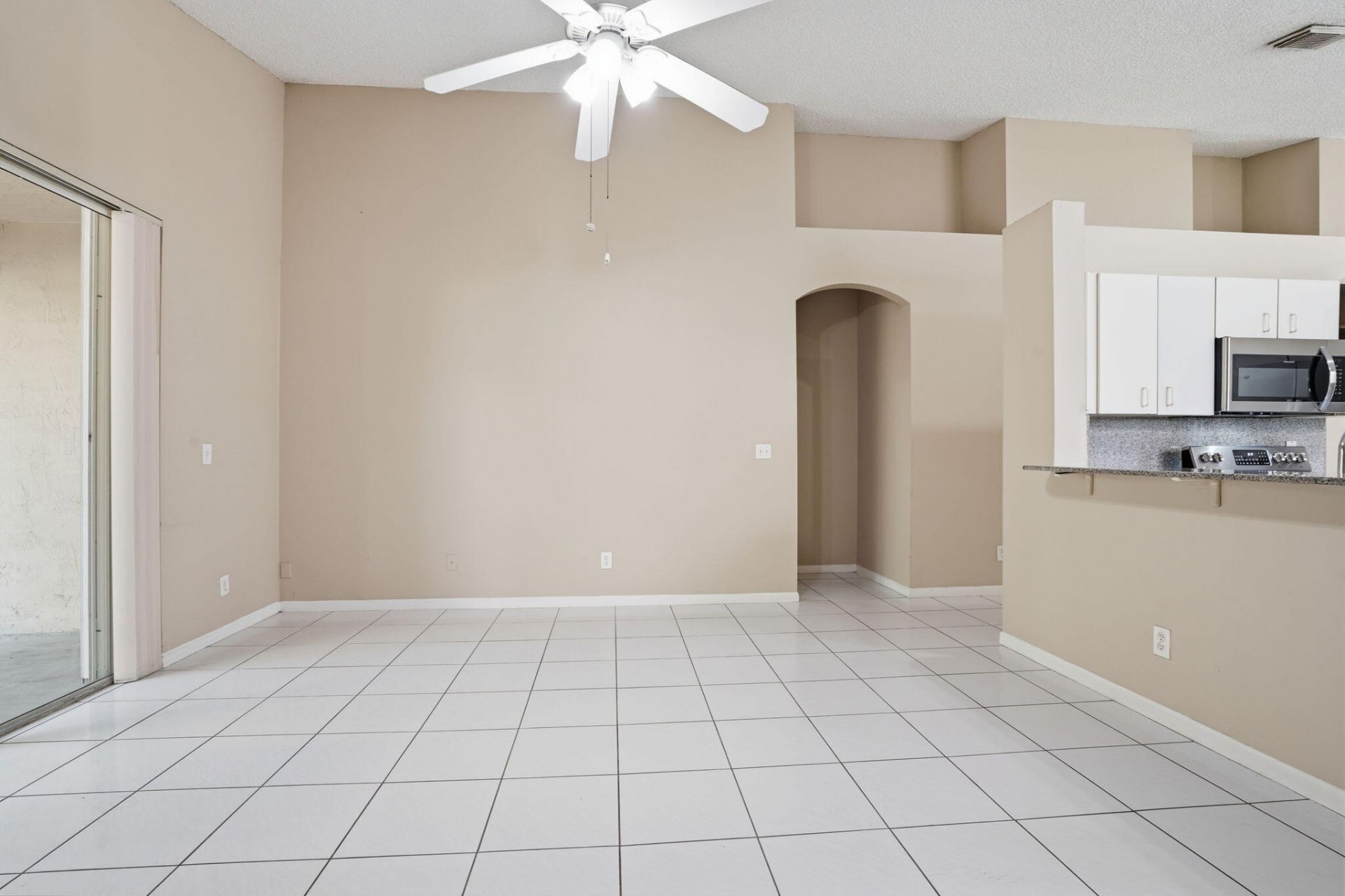 1495 SW 105th Avenue, Pembroke Pines, FL 33025 Photo