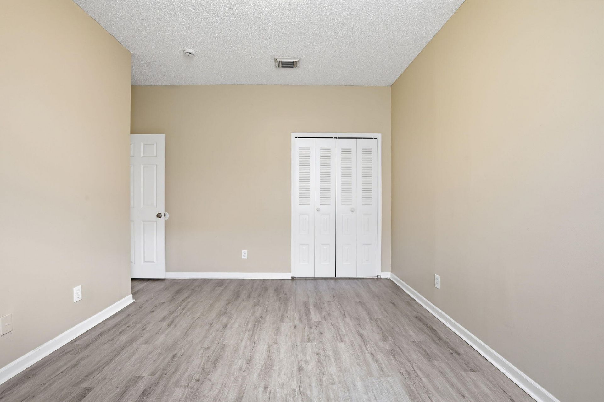 1495 SW 105th Avenue, Pembroke Pines, FL 33025 Photo