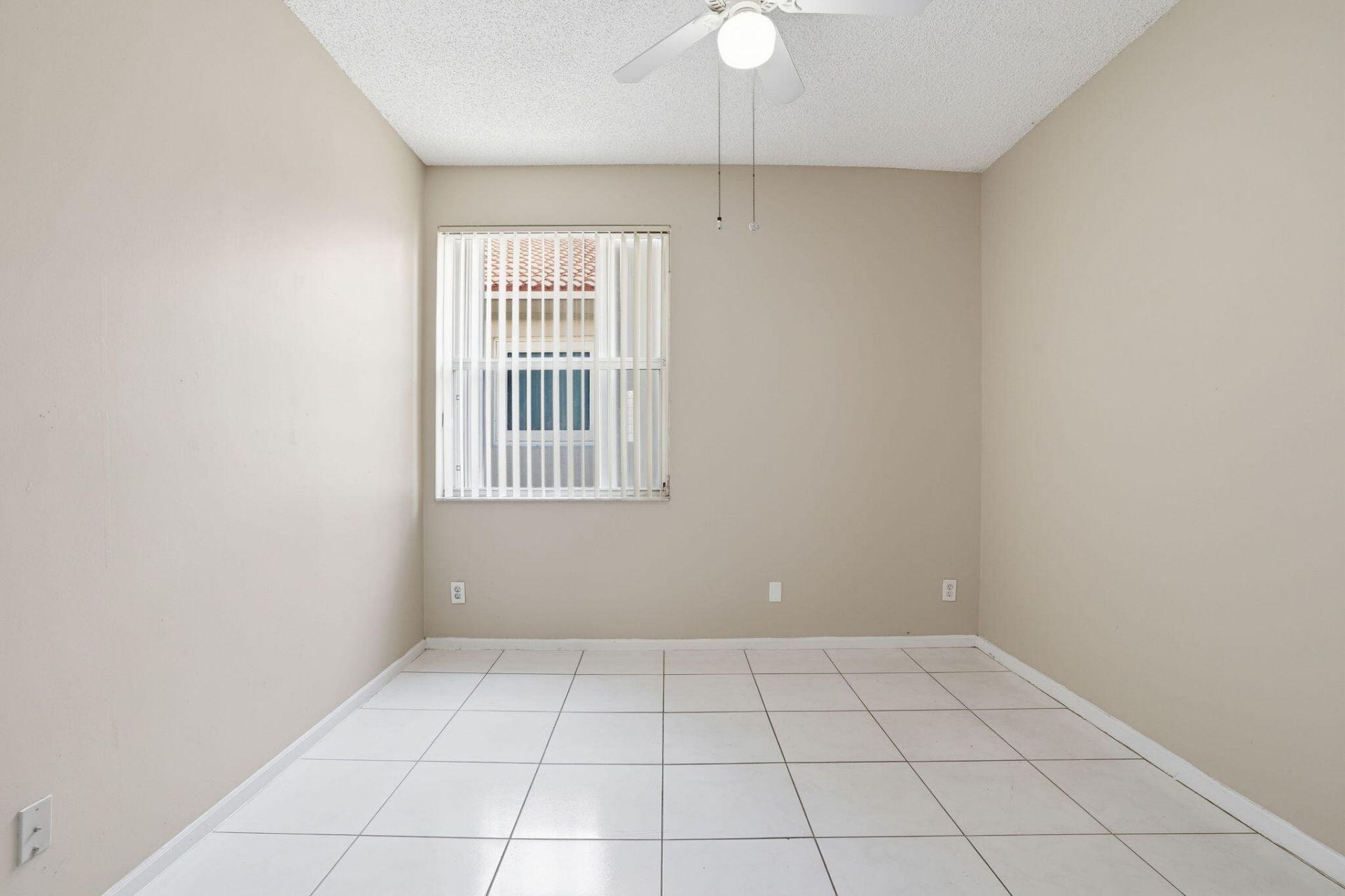 1495 SW 105th Avenue, Pembroke Pines, FL 33025 Photo
