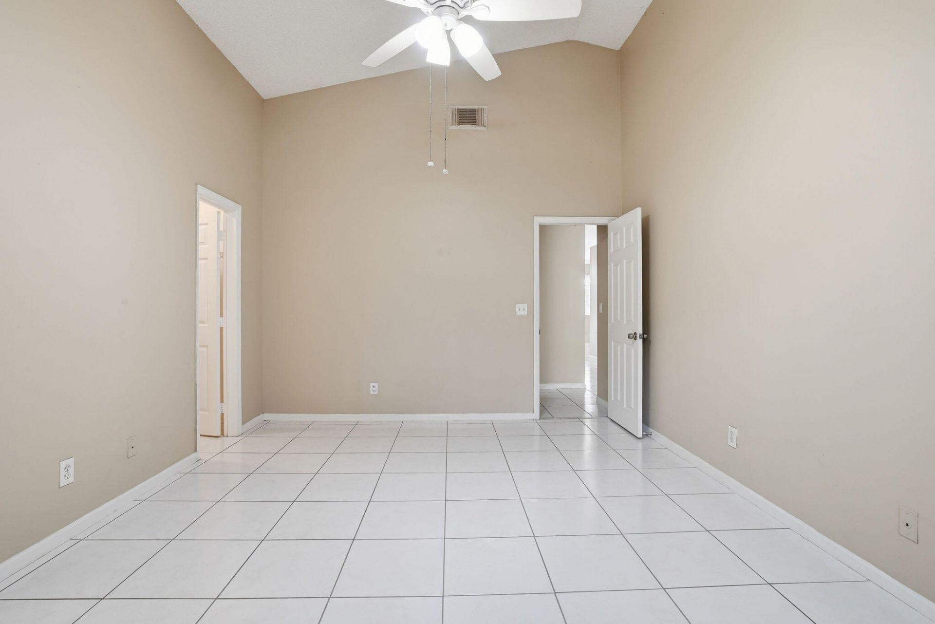 1495 SW 105th Avenue, Pembroke Pines, FL 33025 Photo
