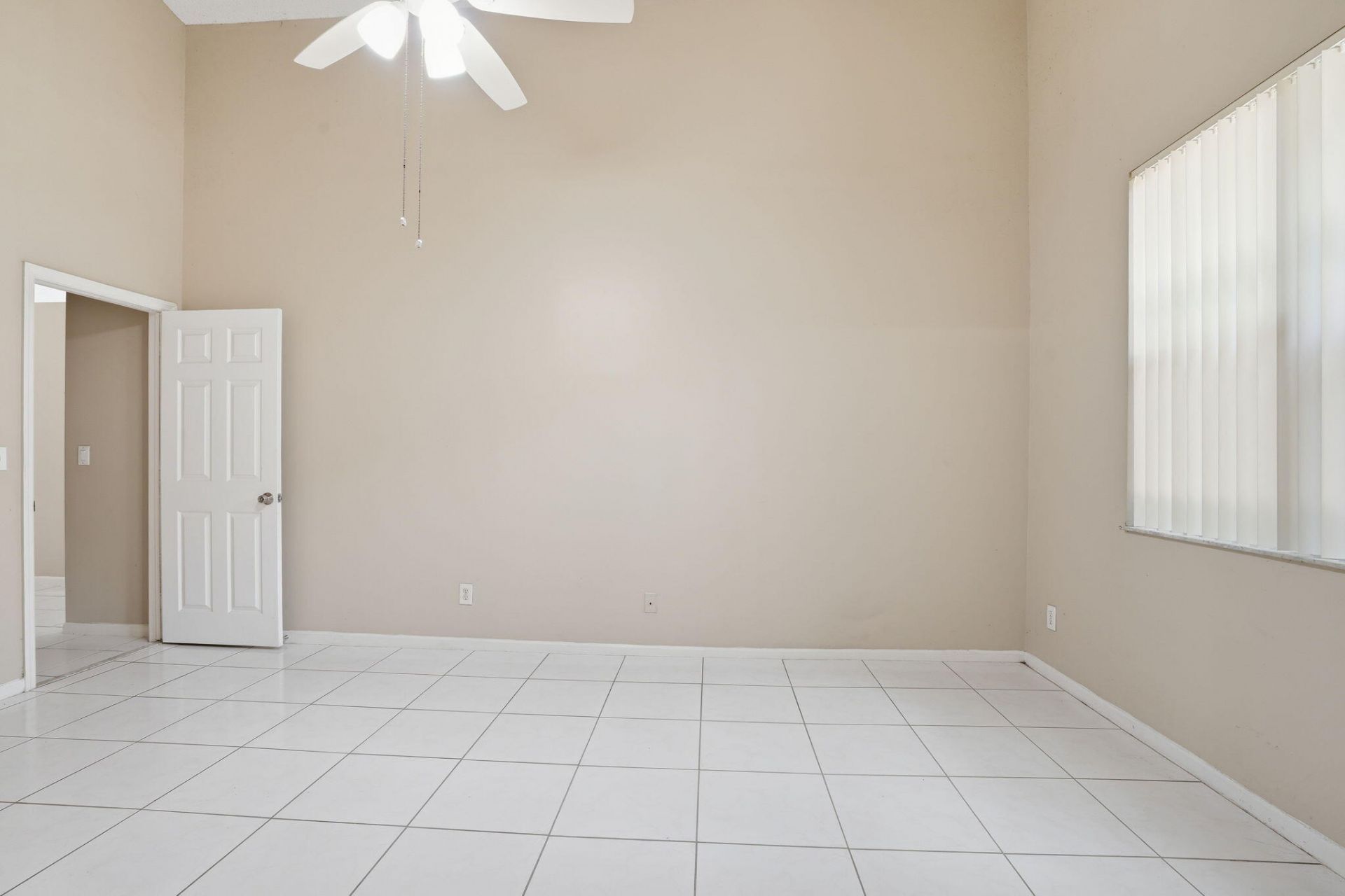 1495 SW 105th Avenue, Pembroke Pines, FL 33025 Photo