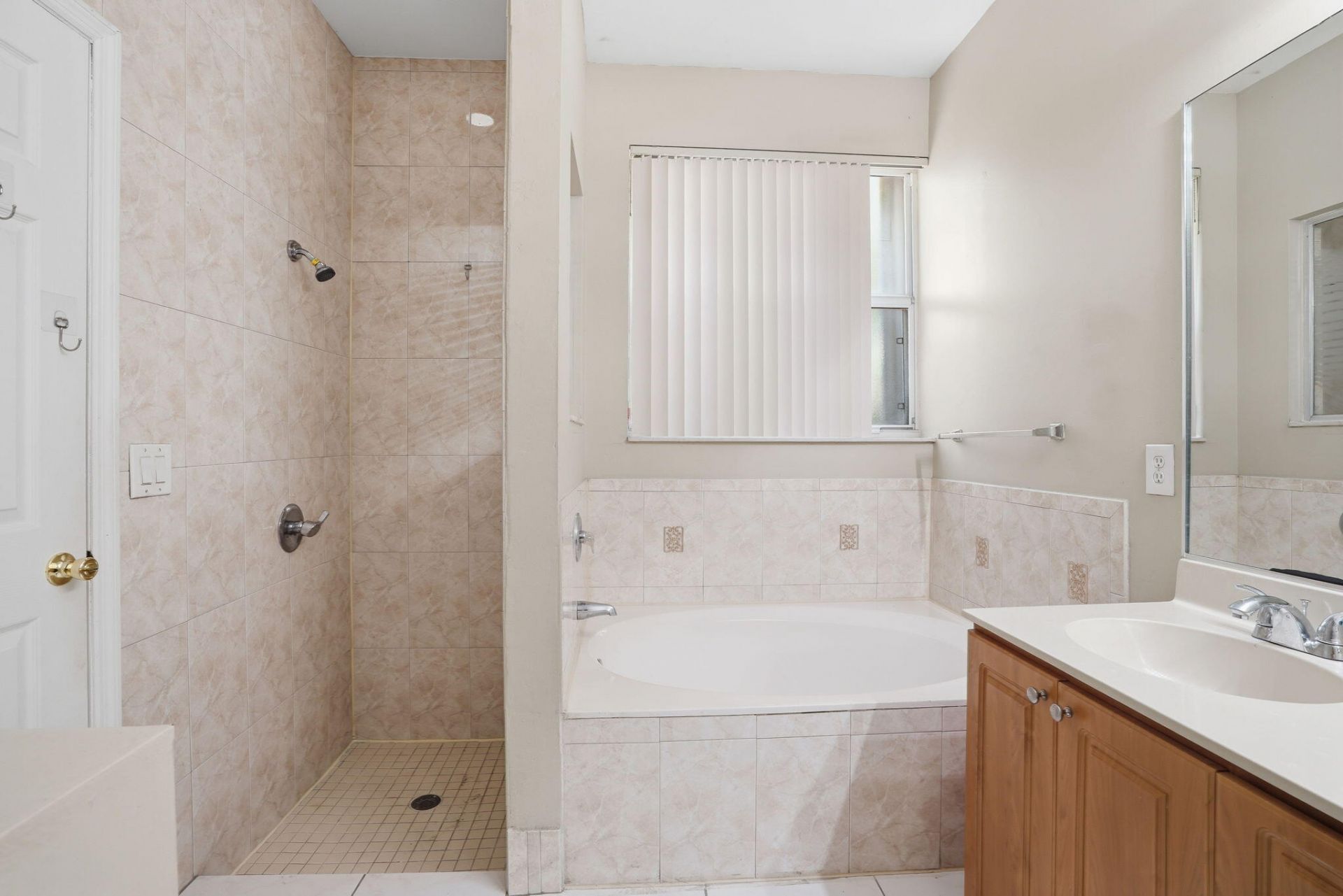 1495 SW 105th Avenue, Pembroke Pines, FL 33025 Photo