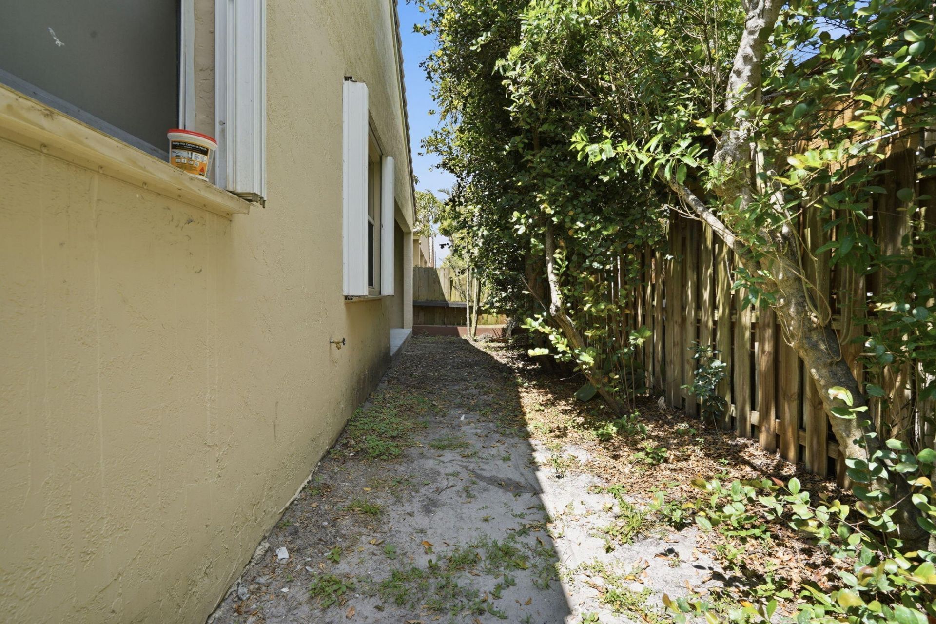 1495 SW 105th Avenue, Pembroke Pines, FL 33025 Photo