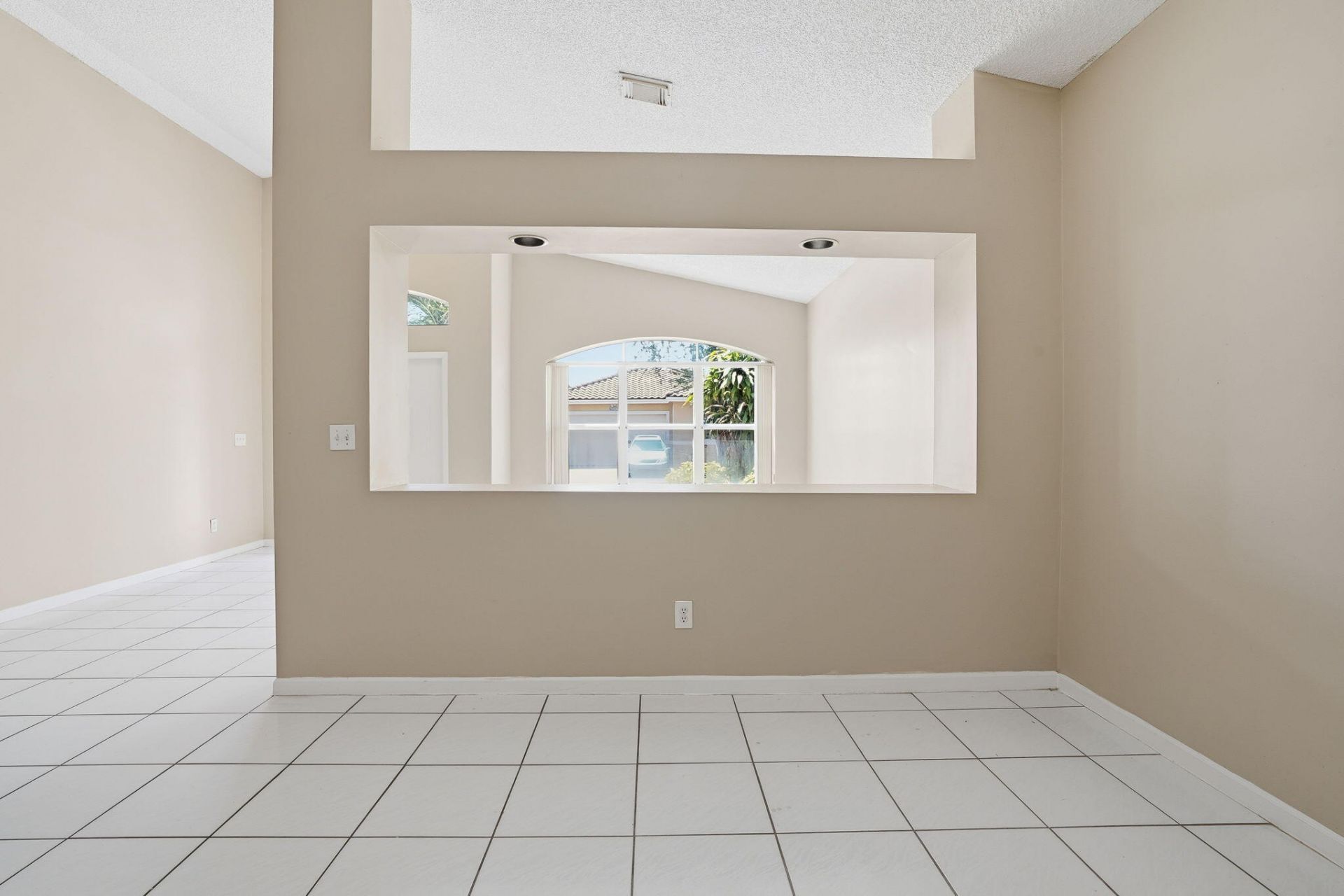 1495 SW 105th Avenue, Pembroke Pines, FL 33025 Photo