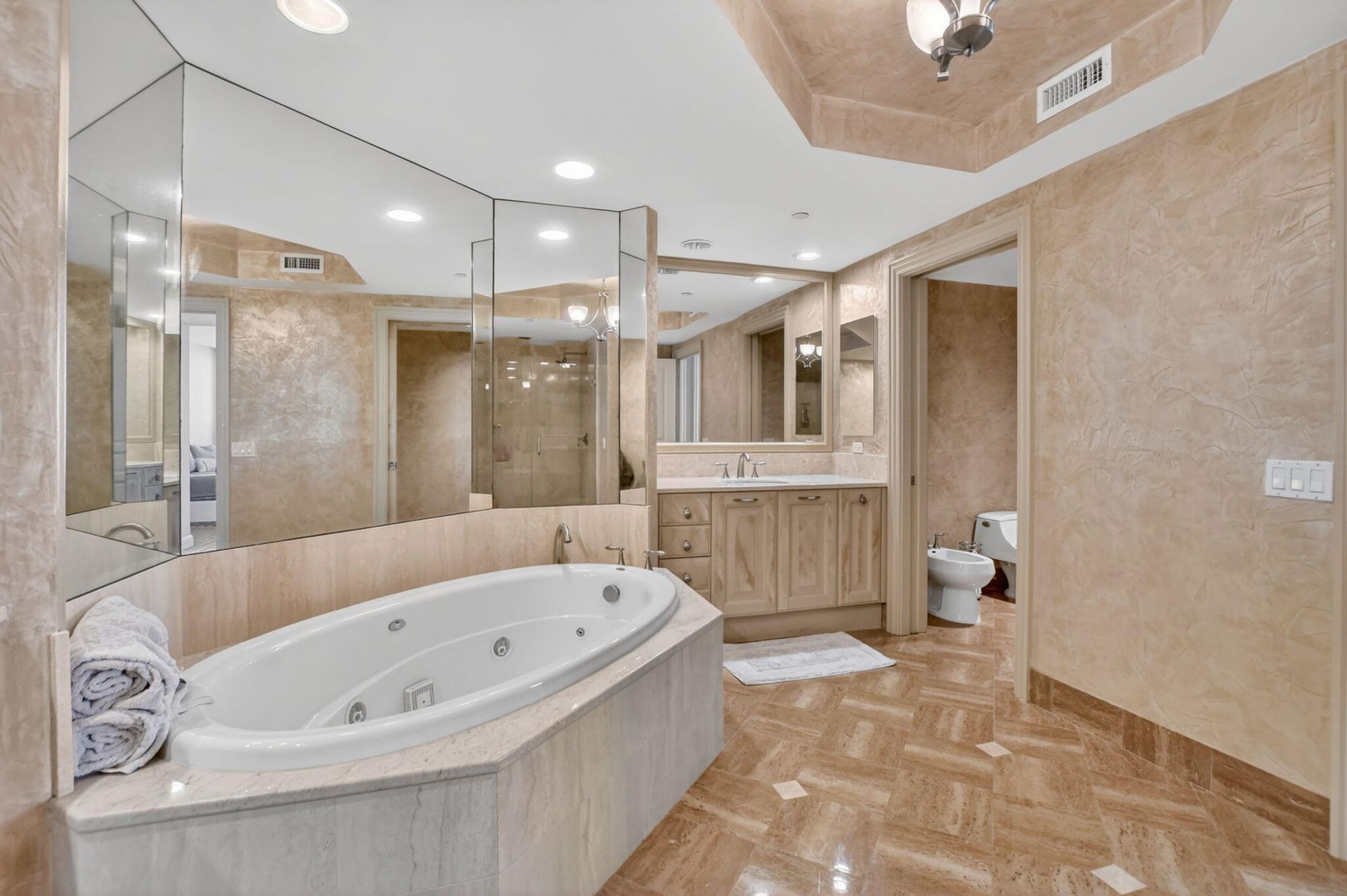 3800 N Ocean Drive, Unit 1653, Singer Island, FL 33404 Photo