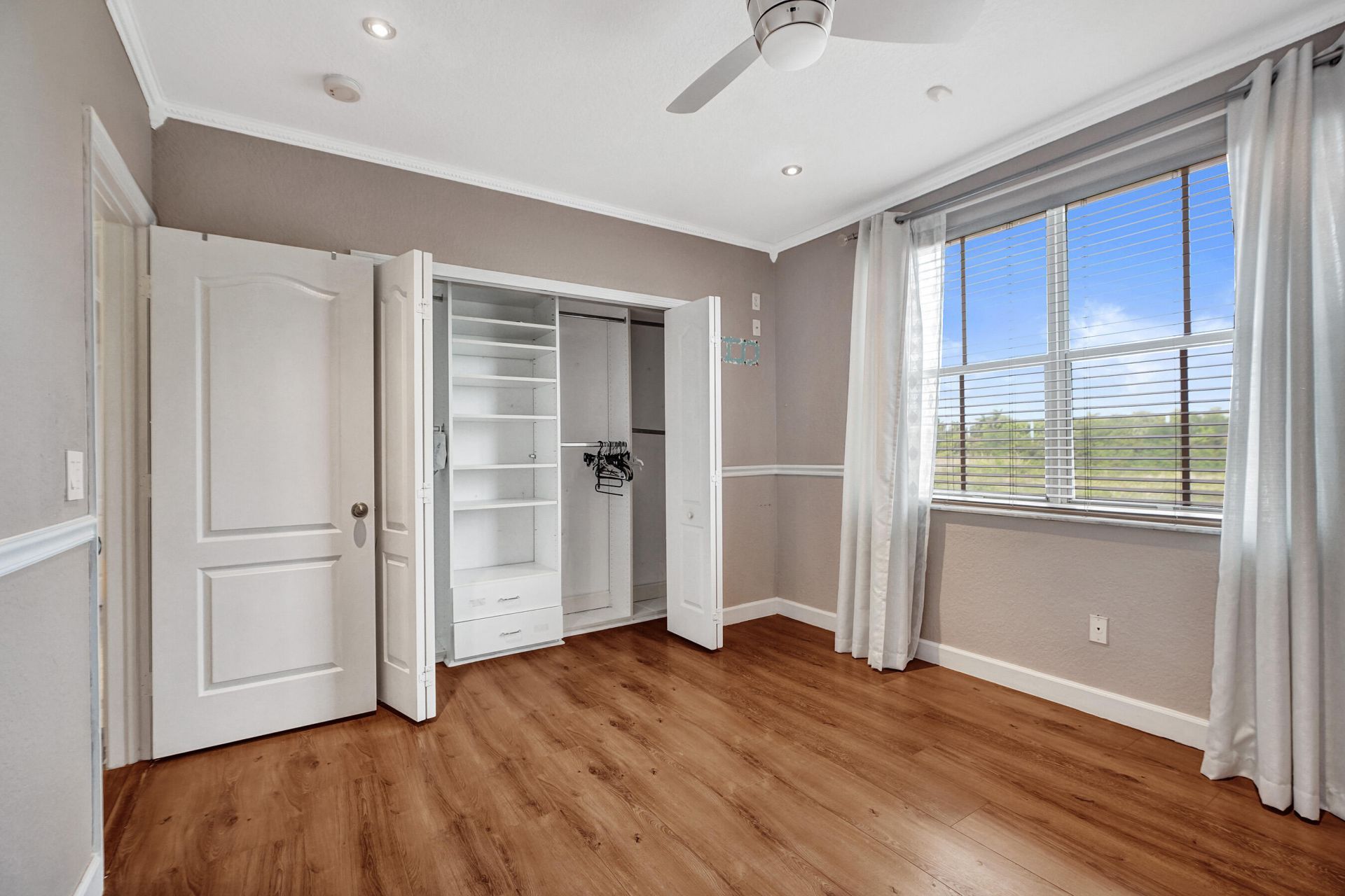 3609 SW 161st Terrace, Miramar, FL 33027 Photo