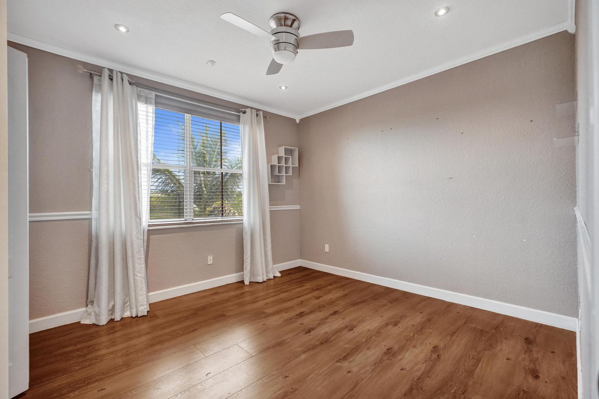 3609 SW 161st Terrace, Miramar, FL 33027 Photo