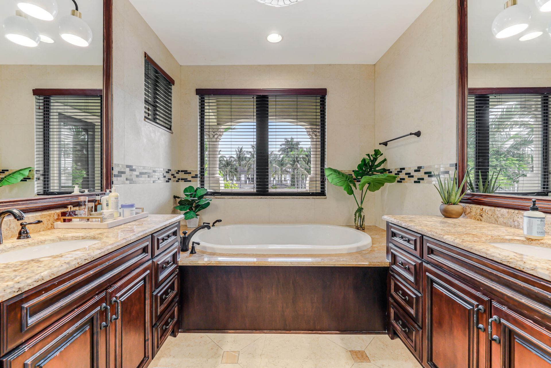 170 Isle Of Venice Drive, Fort Lauderdale, FL 33301 Photo