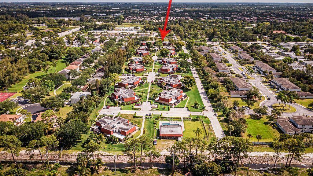 4740 Suburban Pines Drive, Greenacres, FL 33463 Photo