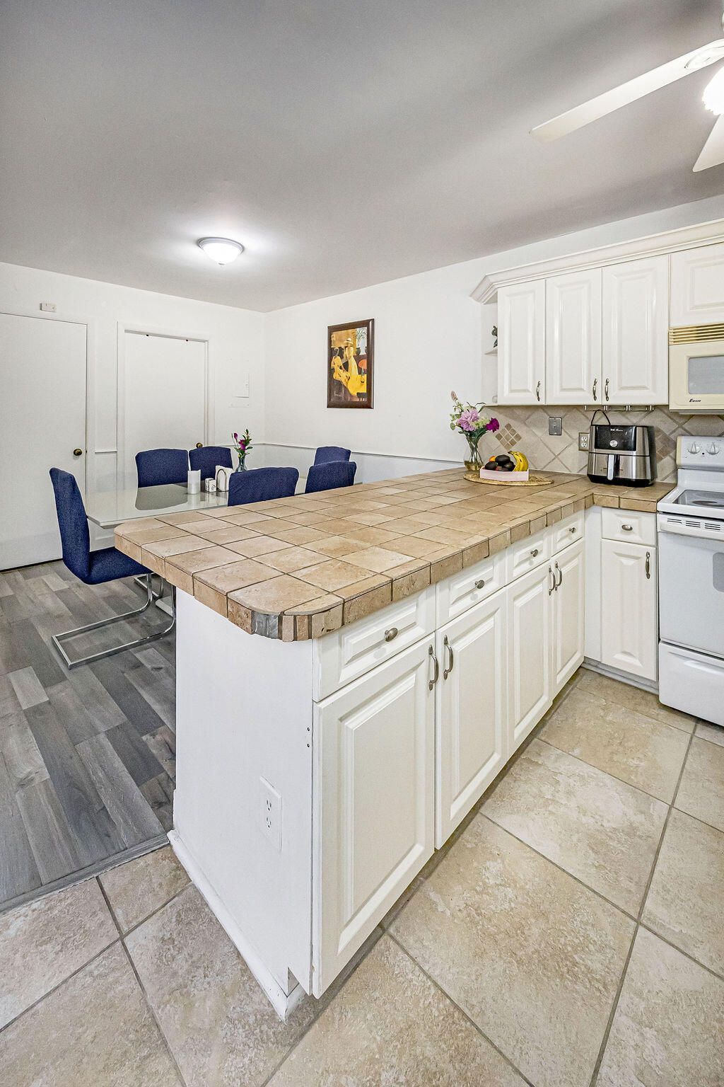 4740 Suburban Pines Drive, Greenacres, FL 33463 Photo