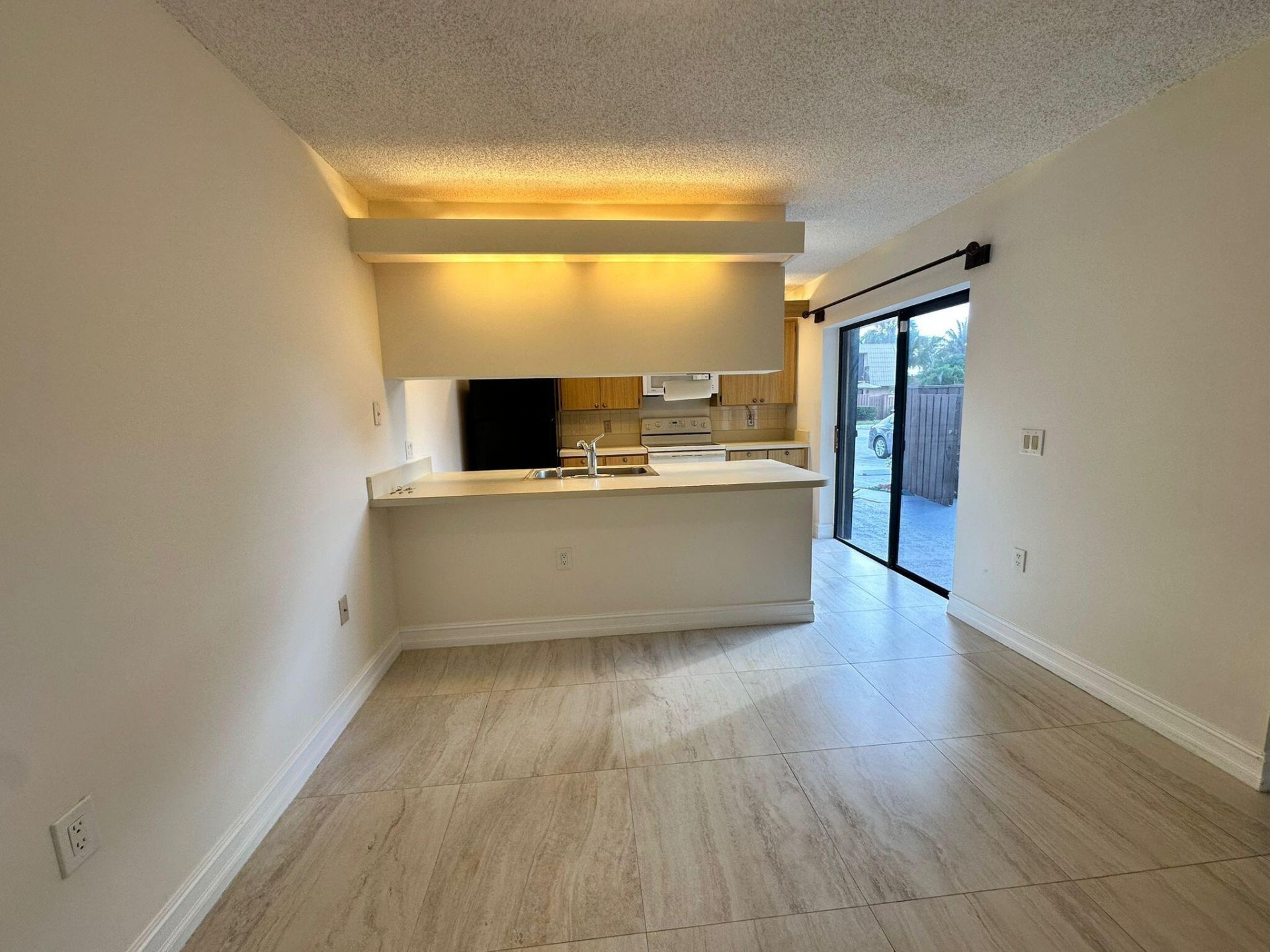 5718 57th Way, West Palm Beach, FL 33409 Photo