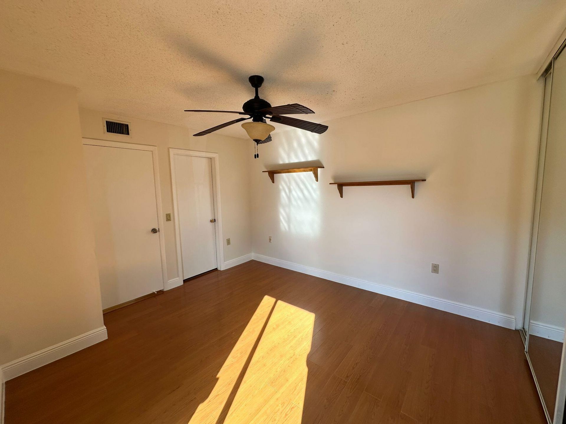 5718 57th Way, West Palm Beach, FL 33409 Photo
