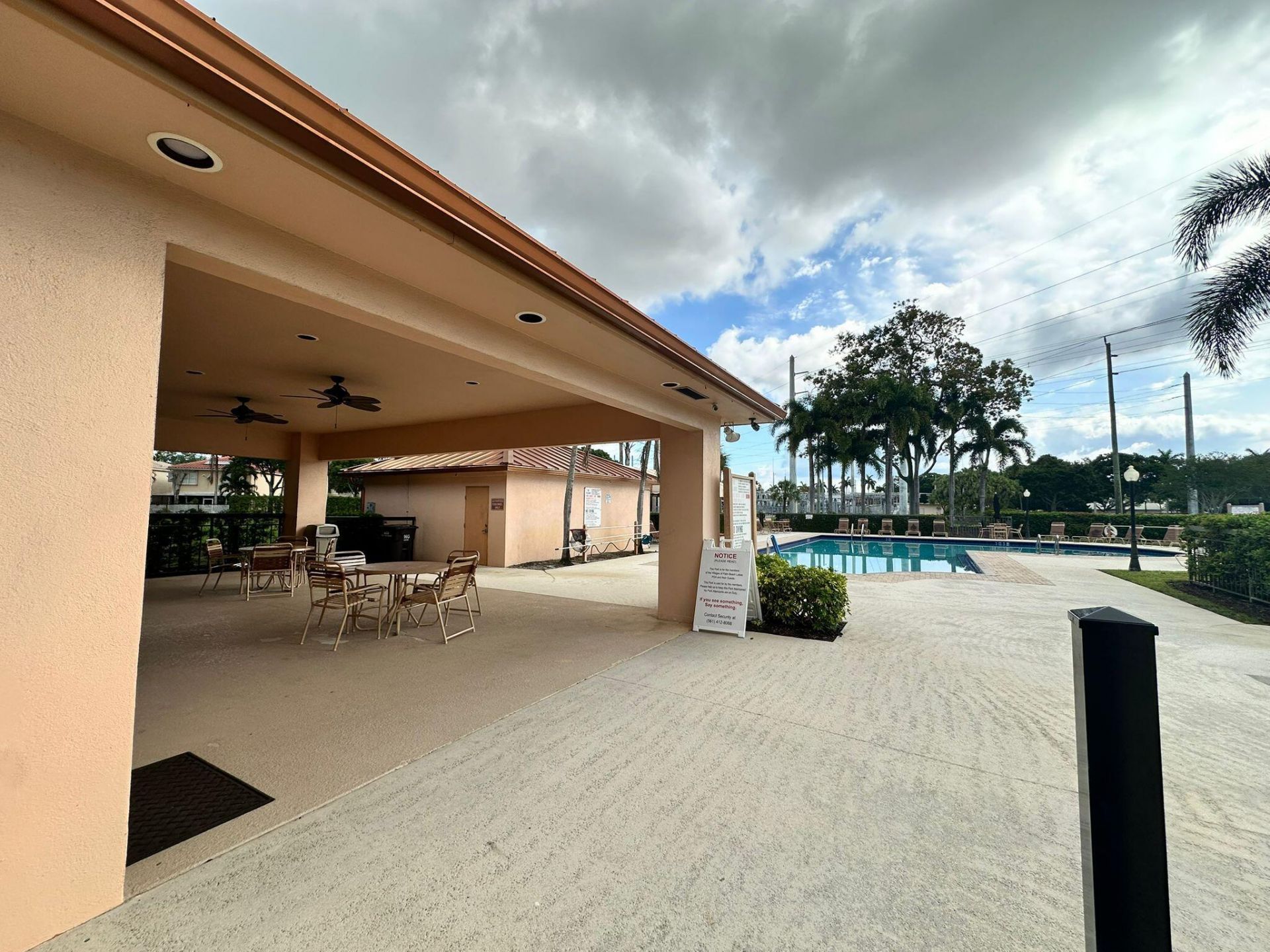 5718 57th Way, West Palm Beach, FL 33409 Photo