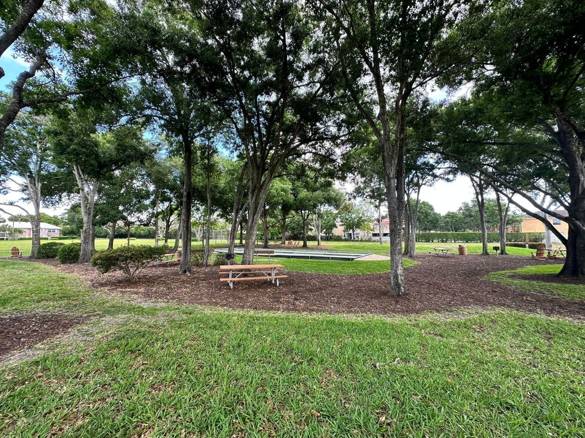 5718 57th Way, West Palm Beach, FL 33409 Photo