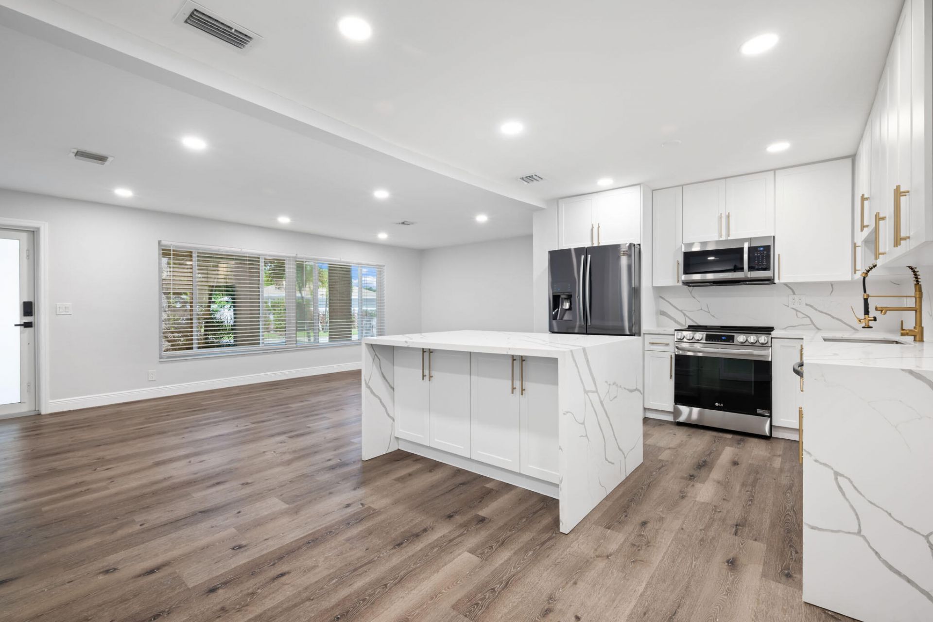 2298 NE 4th Avenue, Boca Raton, FL 33431 Photo
