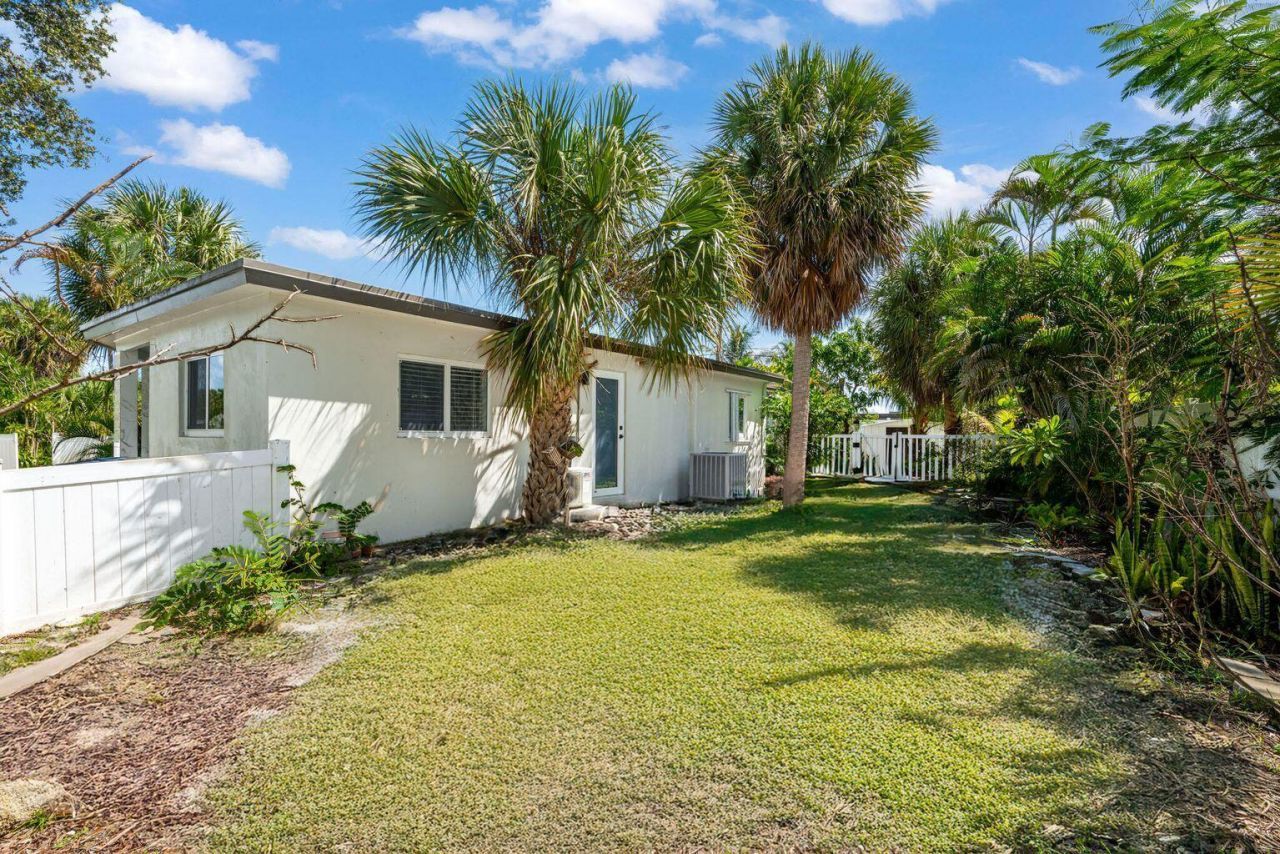 2298 NE 4th Avenue, Boca Raton, FL 33431 Photo