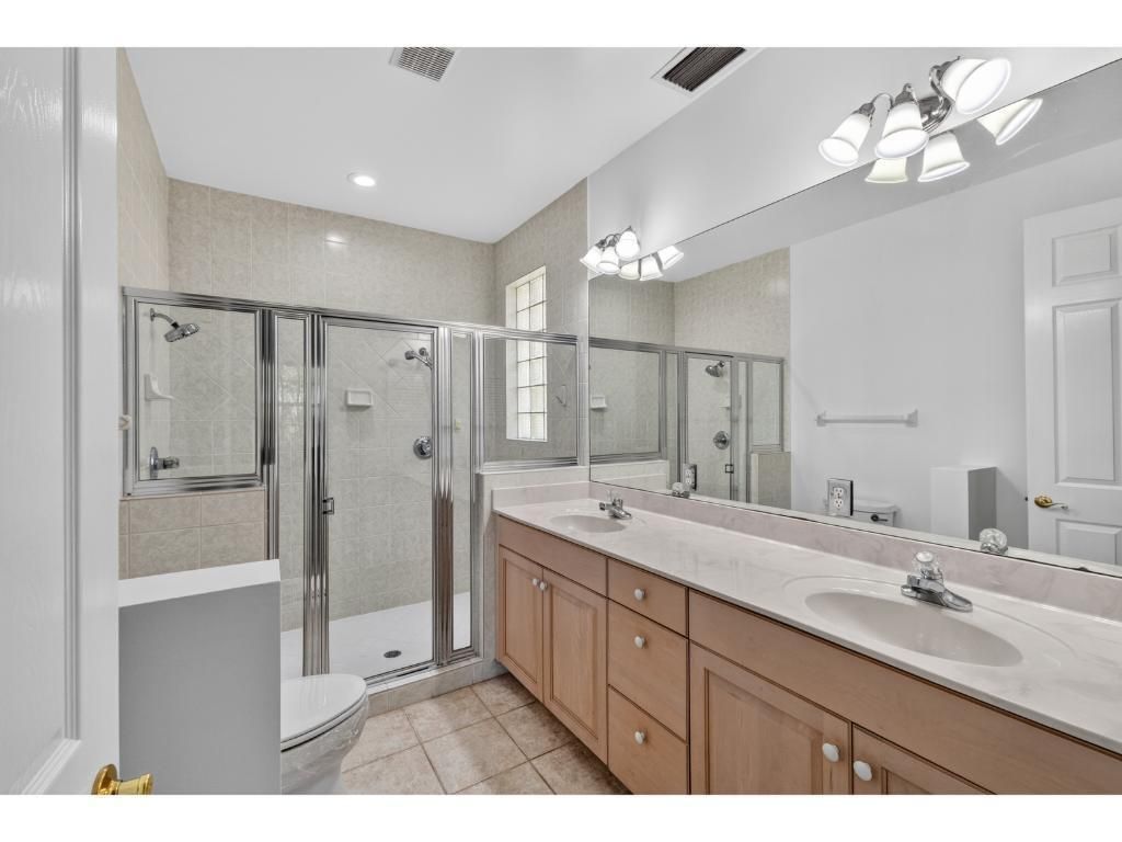 814 Carolina Circle Sw, Vero Beach, FL 32962 Photo