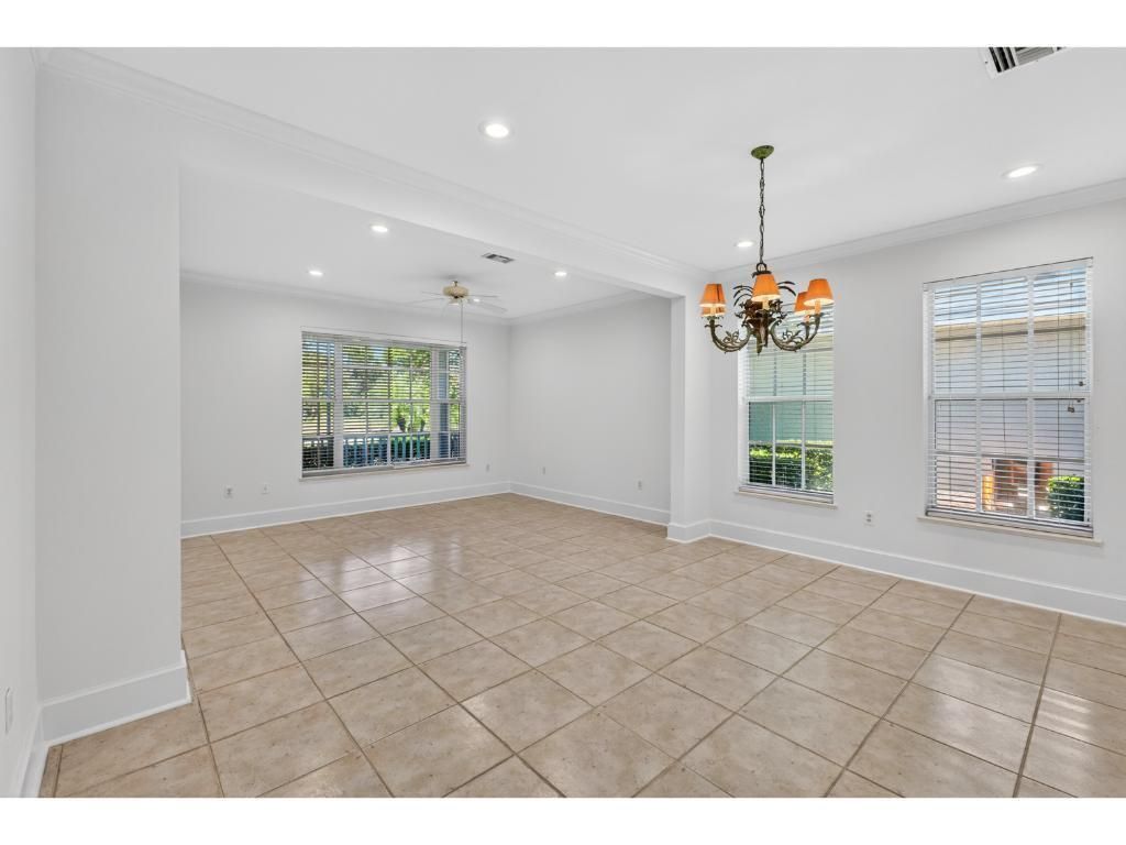 814 Carolina Circle Sw, Vero Beach, FL 32962 Photo