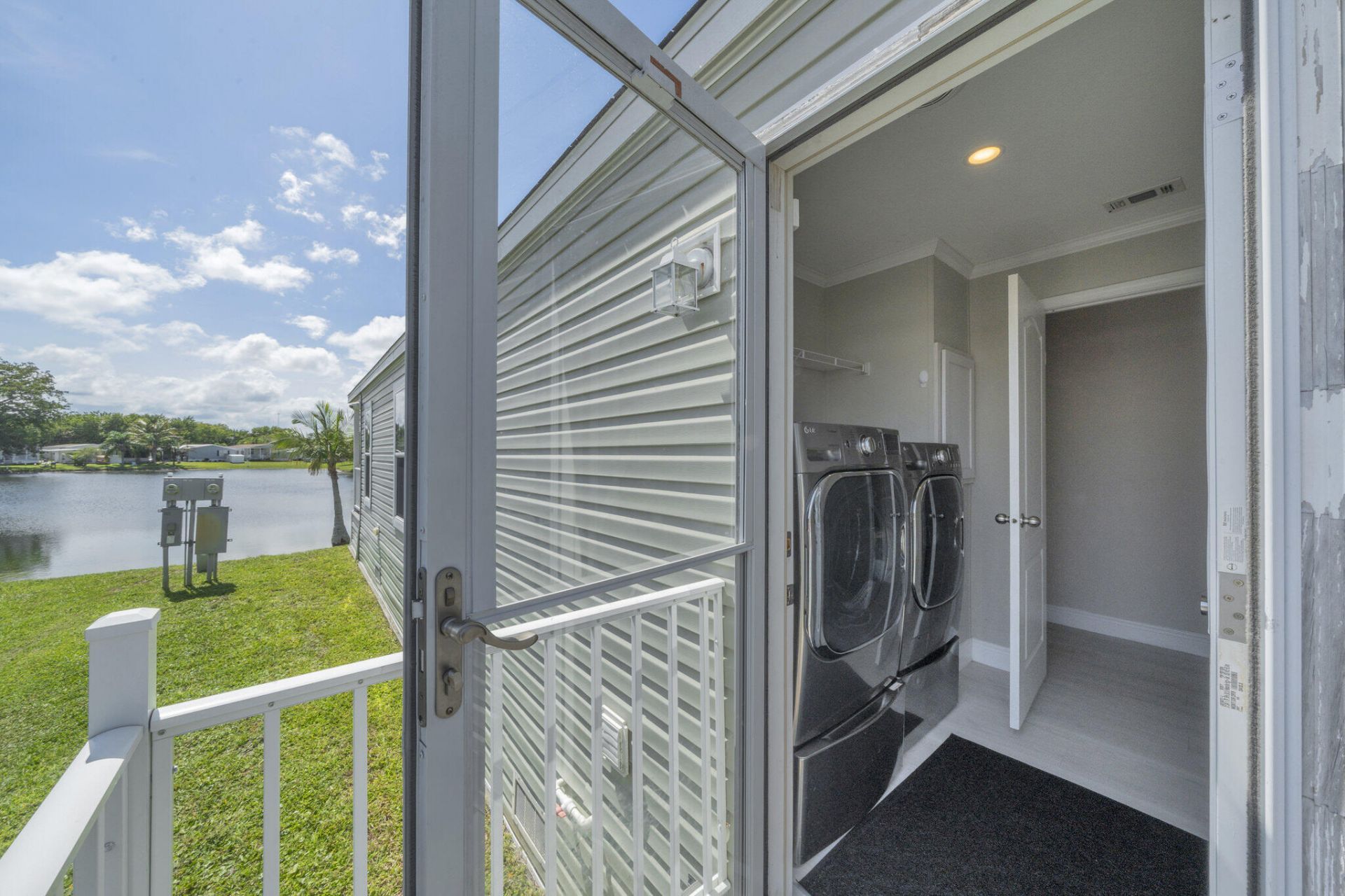 164 Plantation Boulevard, Lake Worth, FL 33467 Photo