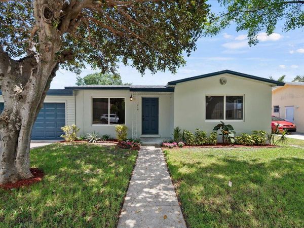 1414 S N Street, Lake Worth Beach, FL 33460