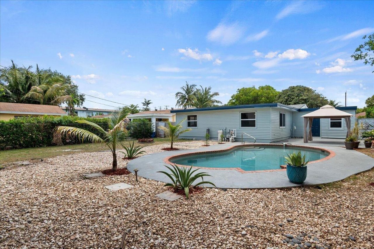 1414 S N Street, Lake Worth Beach, FL 33460 Photo