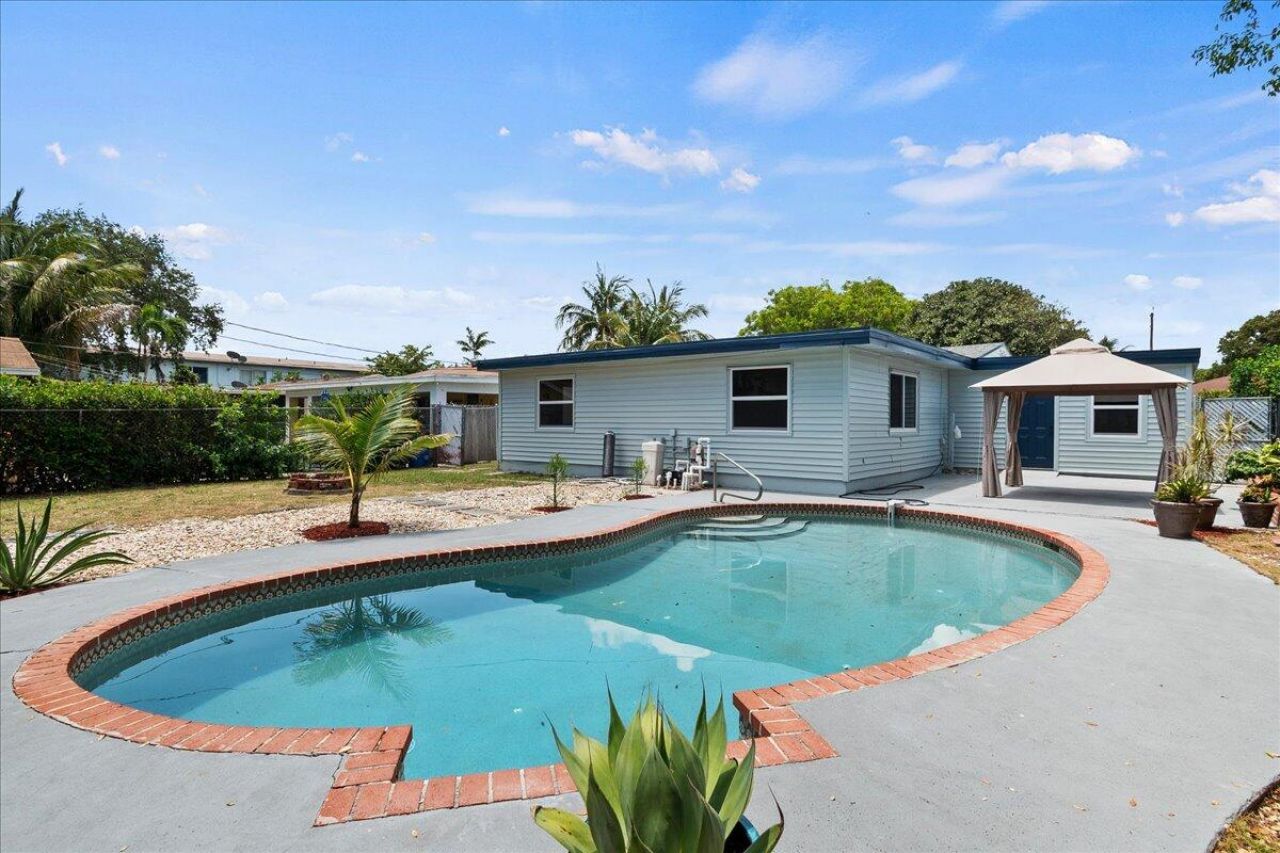 1414 S N Street, Lake Worth Beach, FL 33460 Photo
