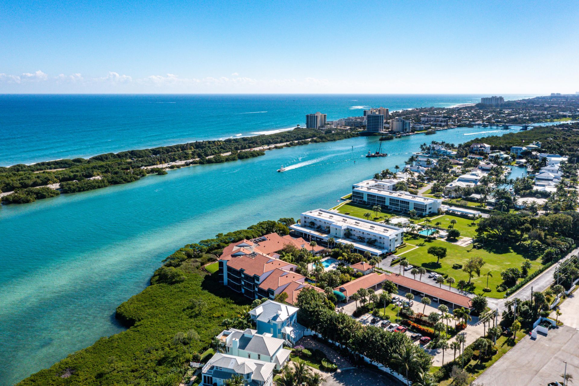 200 Waterway Road, Unit 204, Tequesta, FL 33469 Photo