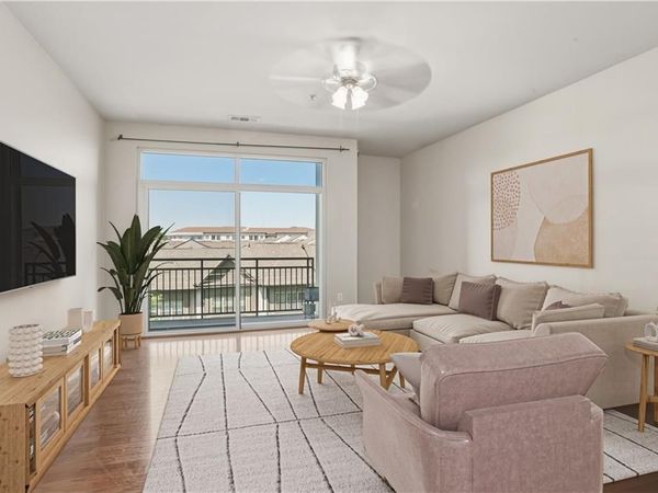 711 Cosmopolitan Drive NE, Unit 353, Atlanta, GA 30324