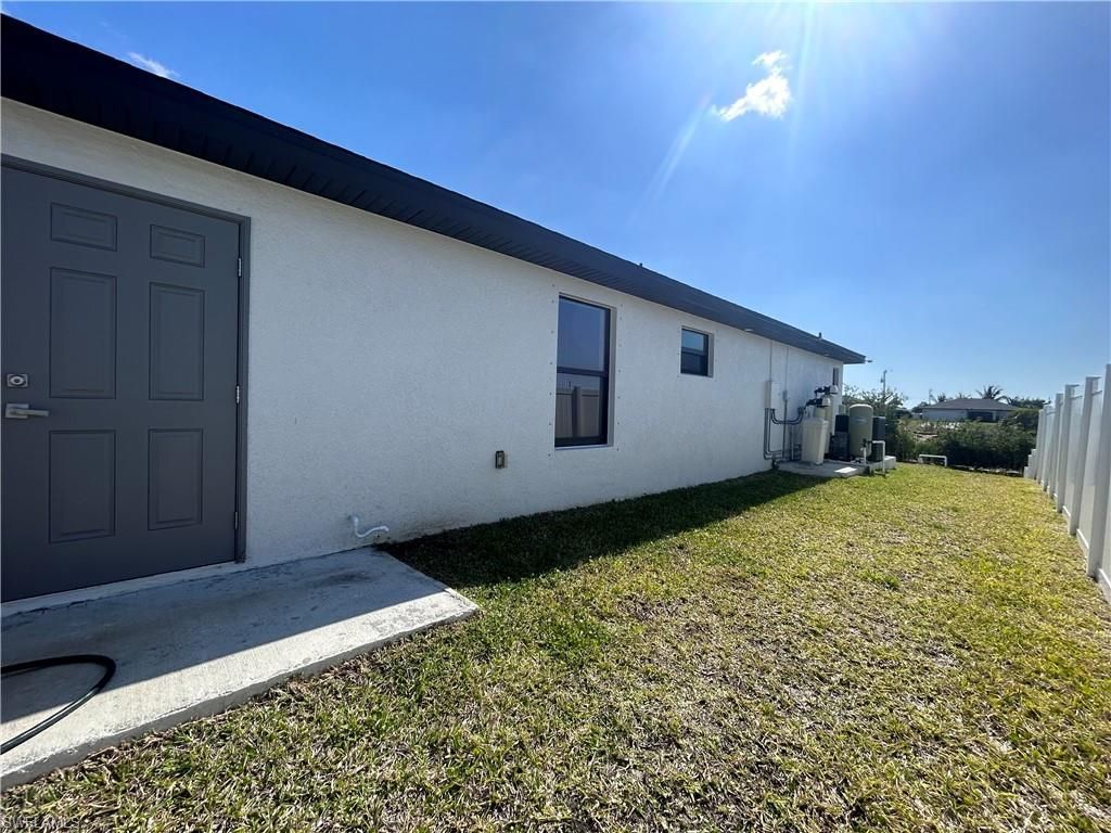 1008 NW 12th Ave , Cape Coral, FL 33993 Photo