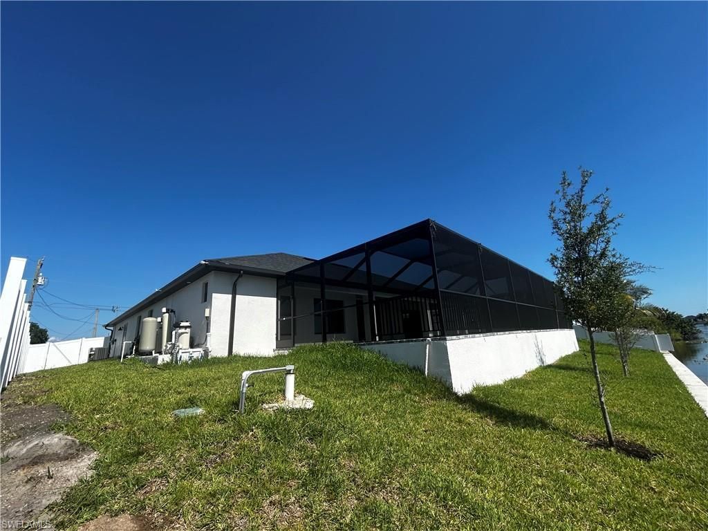 1008 NW 12th Ave , Cape Coral, FL 33993 Photo
