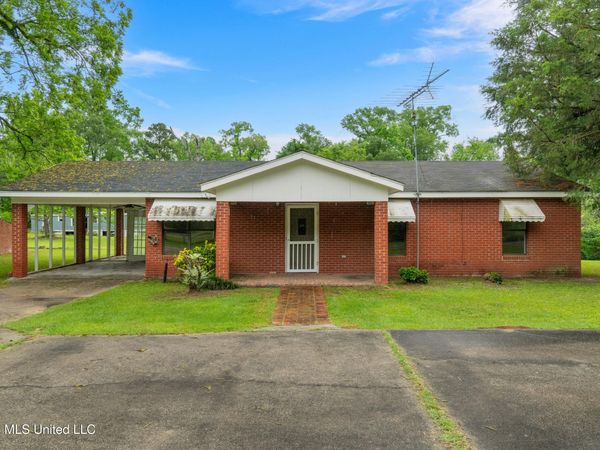 153 Memorial Church Road, Richton, MS 39476