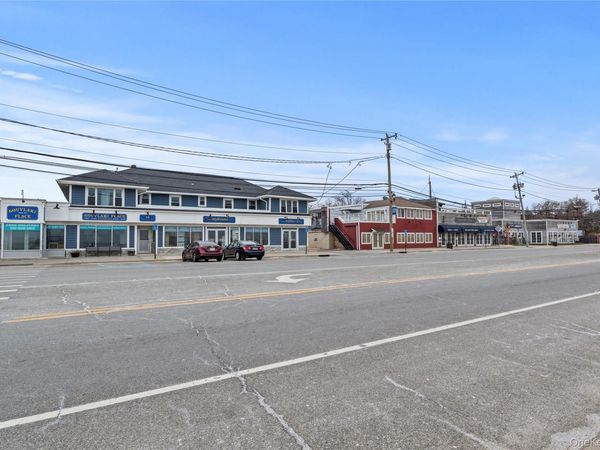 14 Bayville Avenue , Unit 5, Bayville, NY 11709