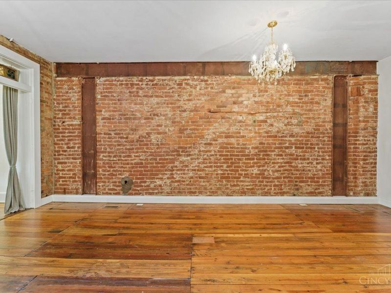 1302 Main Street, Cincinnati, OH 45202 Photo 24