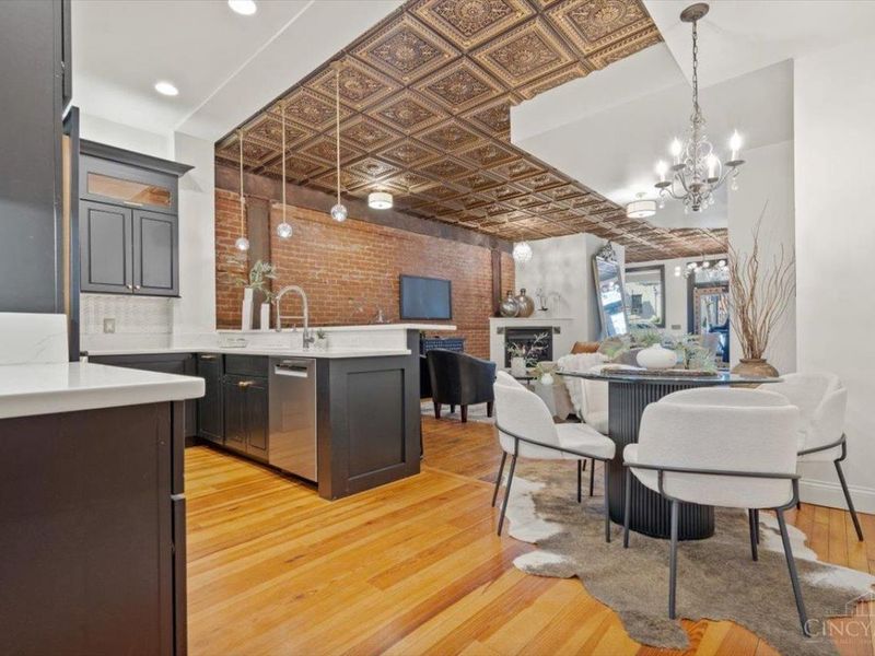 1302 Main Street, Cincinnati, OH 45202 Photo 24
