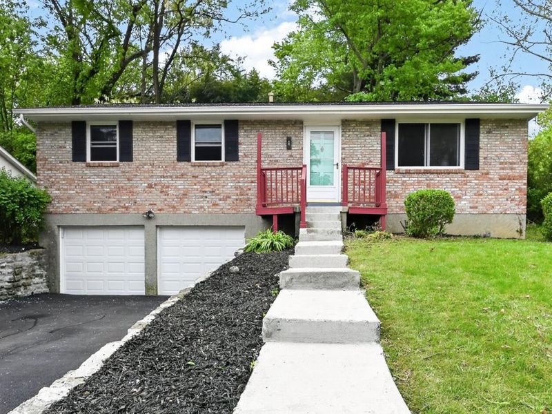 429 Mc Creary Court, Springfield Twp., OH 45231 Photo 1