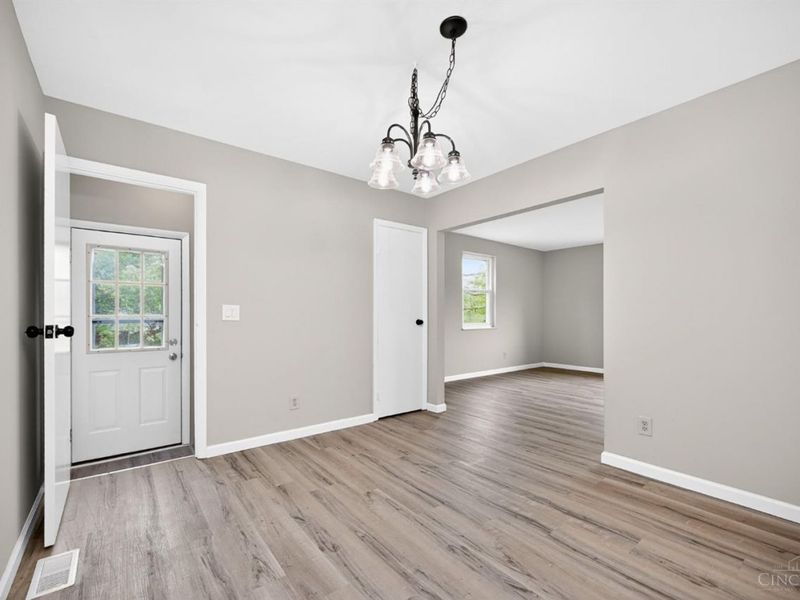 429 Mc Creary Court, Springfield Twp., OH 45231 Photo 8