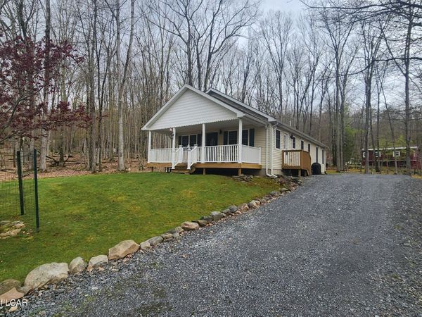 36 Whisper Drive, White Haven, PA 18661