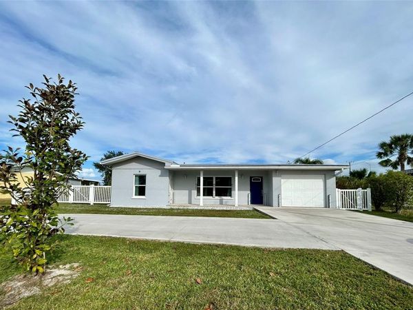 3112 MAGNOLIA WAY , PUNTA GORDA, FL 33950