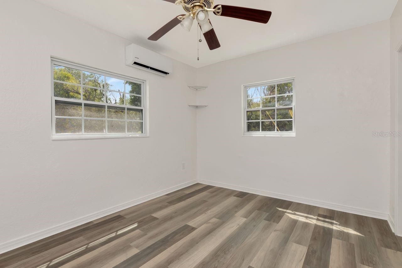 4939 Haines Road N, Saint Petersburg, FL 33714 Photo
