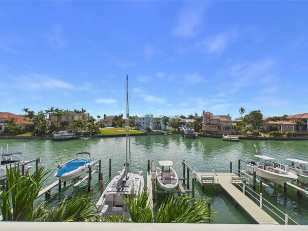 323 MADEIRA CIRCLE , ST PETERSBURG, FL 33715