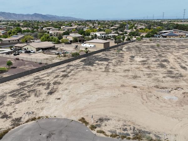 18734 W CATALINA Drive, Unit -, Litchfield Park, AZ 85340