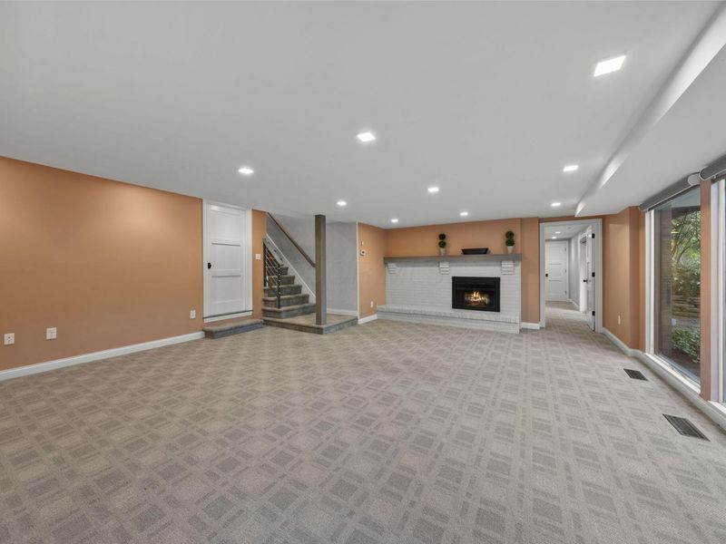 2391 Donna Drive, Columbus, OH 43220 Photo 49