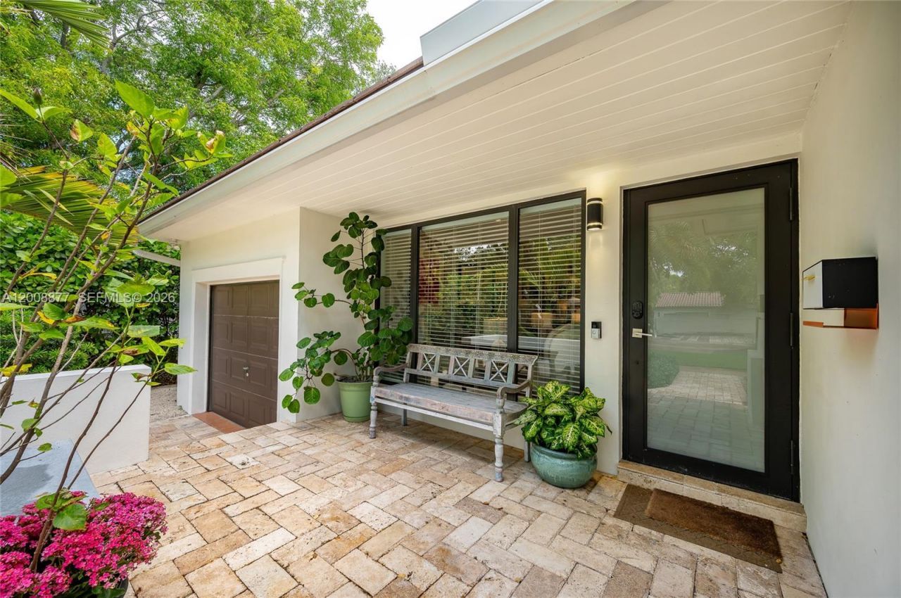 835 Malaga Ave, Coral Gables, FL 33134 Photo