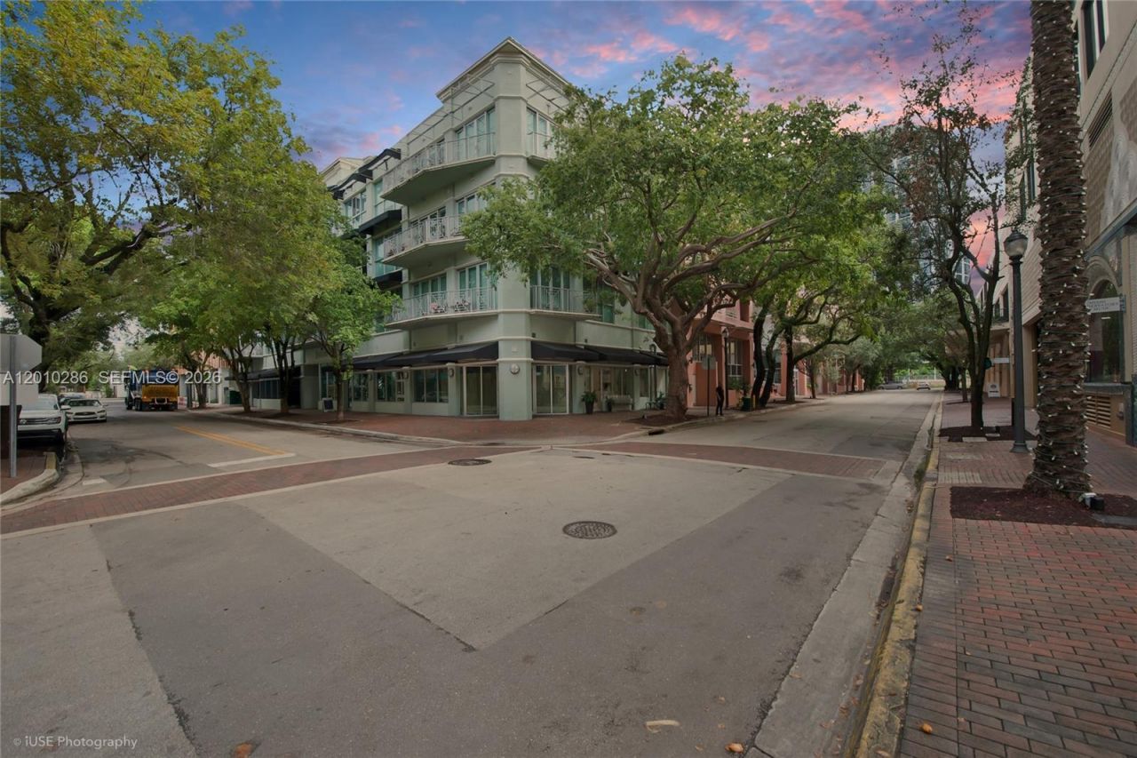 3333 Rice St , Unit 301, Miami, FL 33133 Photo