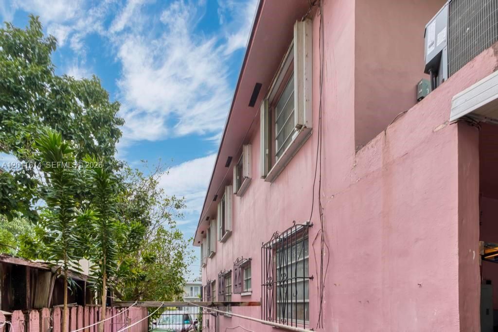 519 NW 10th Ave, Miami, FL 33136 Photo